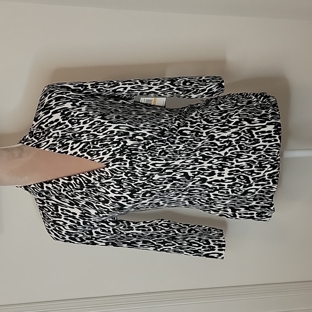Chaus, Size S, Black and White Leopard Print V-Neck Faux Wrap Blouse, NEW